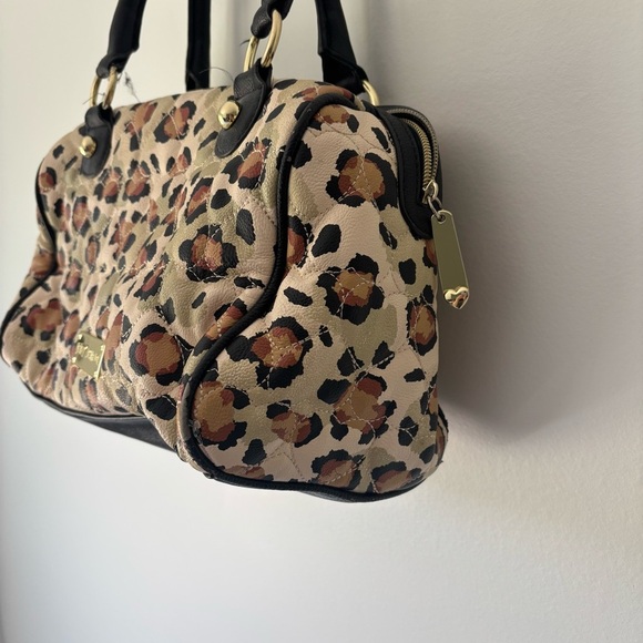 Betsey Johnson Cheetah Print Quilted Satchel Purse Shoulder Bag Y2K Retro Animal - Picture 5 of 16